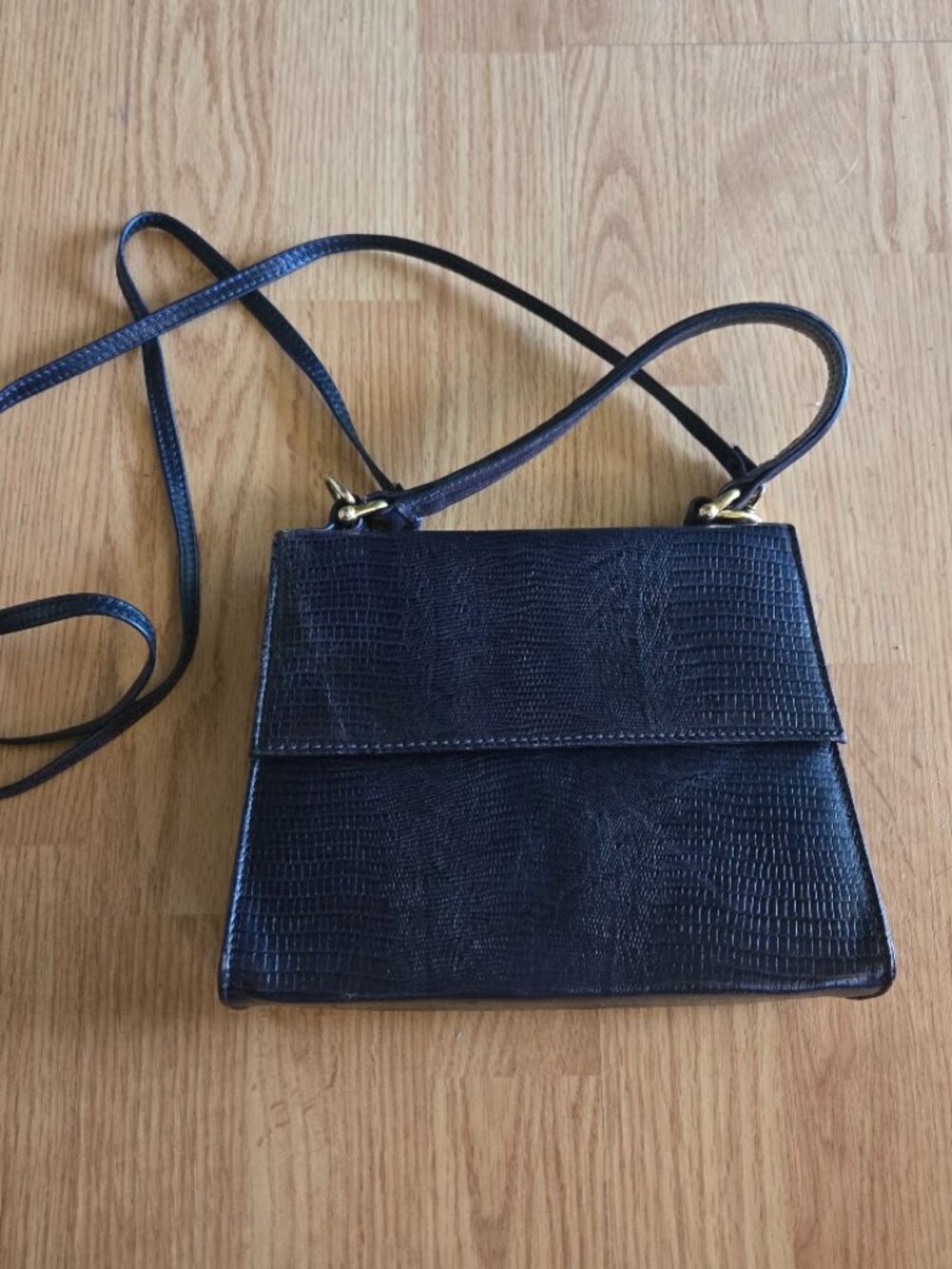 Vintage ETRA Navy Genuine Leather Lizard Embossed Crossbody Handbag